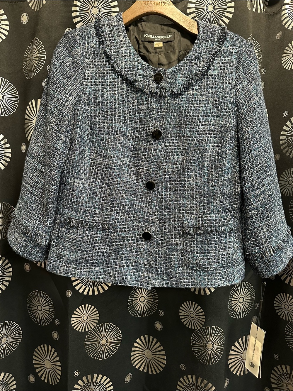 Karl Lagerfeld Paris Women's Blue Tweed Bouclé Cropped Jacket.new